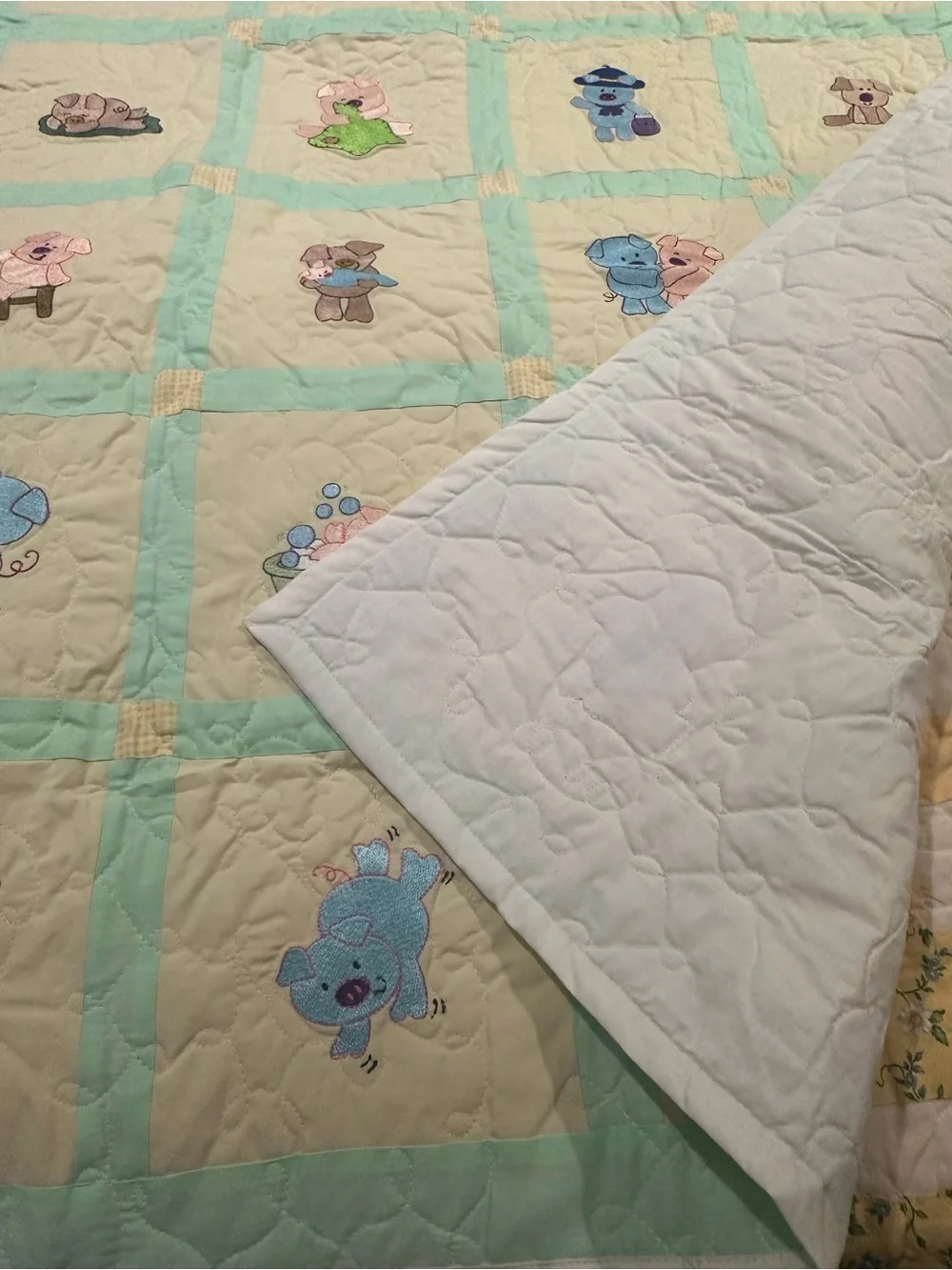 Cute Animal Patchwork Baby Quilt in Mint and Cream